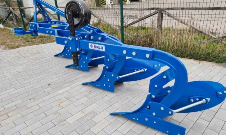 Турецький 4-х корпусний плуг Unlu, суцільні відвали - фото № 11