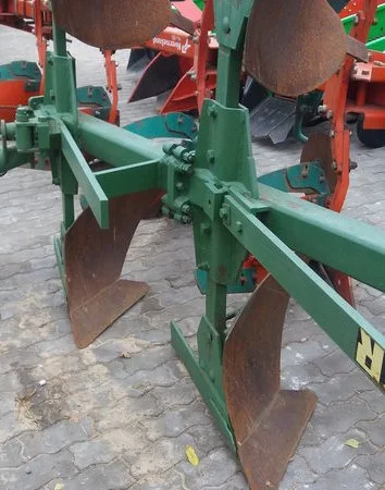 Продам навісний трьохкорпусний плуг 3*35 - фото № 3