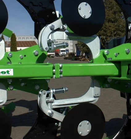 Продам навісний трьохкорпусний плуг 3*30 - фото № 3