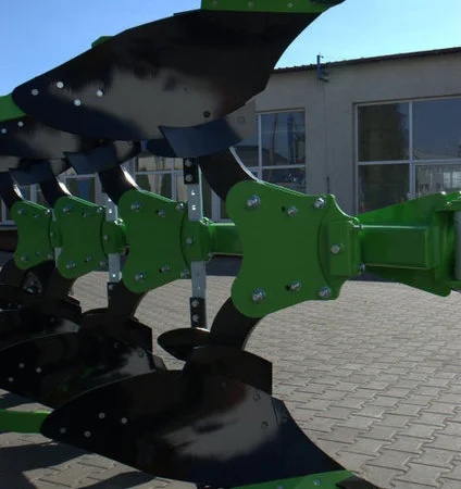 Продам навісний трьохкорпусний плуг 3*30 - фото № 4