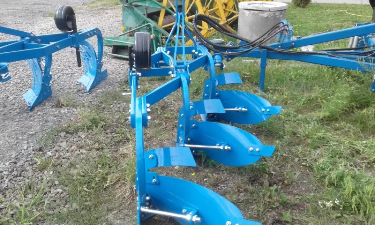 Плуг 3 корпуса эксцентричный Unlu Турция - фото № 3