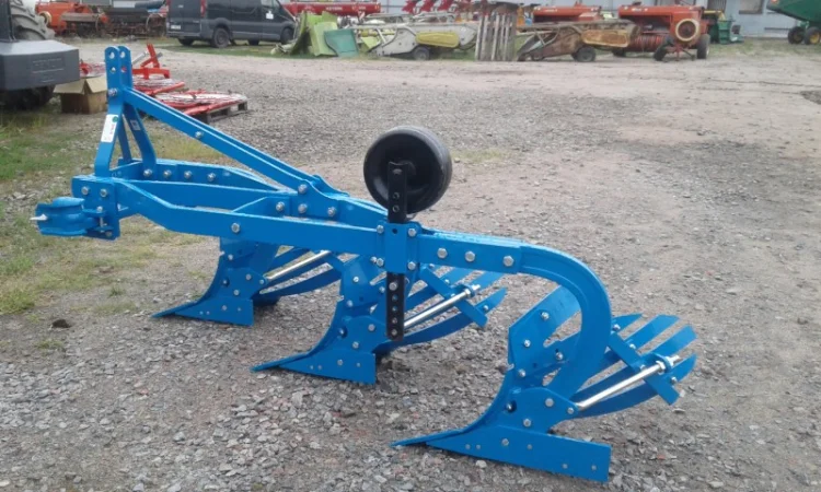 3-х корпусный эксцентричный плуг Unlu 3х35 перьевой отвал - фото № 6