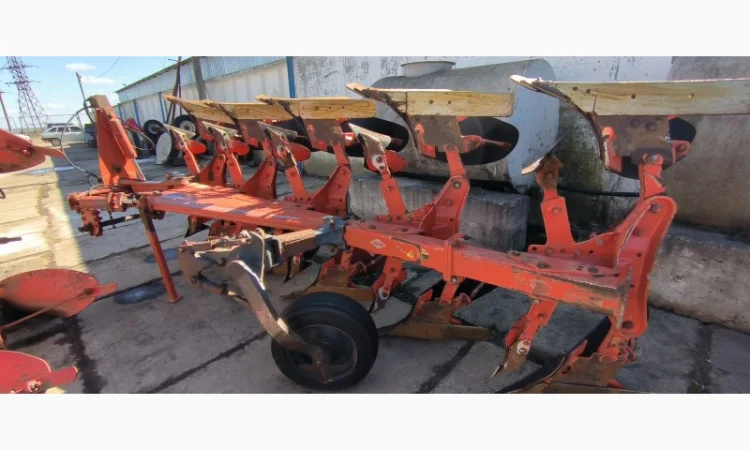 Плуг навісний KUHN Multi-Master 171, р.в. 2006 - фото № 1