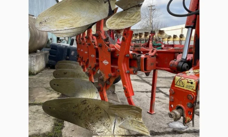 Плуг навісний KUHN Multi-Master 171, р.в. 2006 - фото № 10