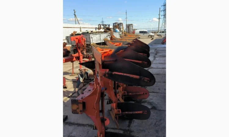 Плуг навісний KUHN Multi-Master 171, р.в. 2006 - фото № 2