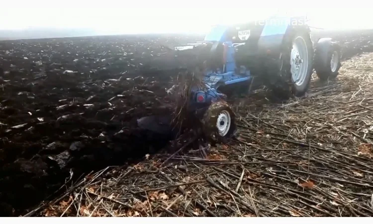 Плуг оборотный навесной ПОН-3 - фото № 6