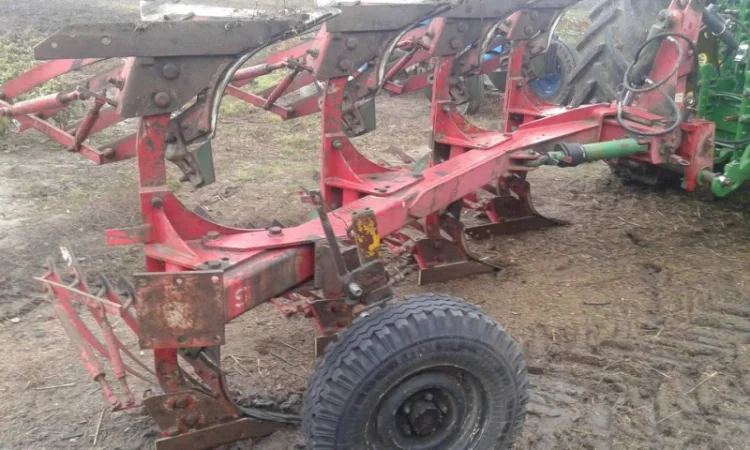 Плуг навісний Unia IBIS XXL 4+1 - фото № 1