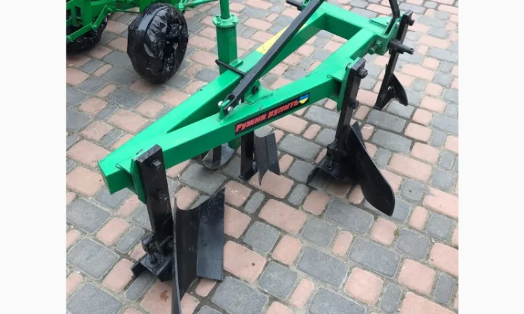 Продам двухкорпусный плуг до мототрактора с возможностью доставки - фото № 4