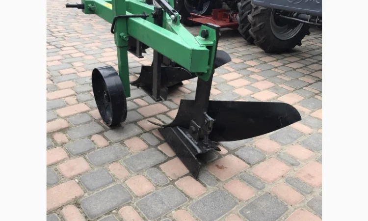 Продам двухкорпусный плуг до мототрактора с возможностью доставки - фото № 5