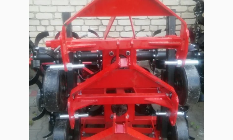 Фреза навесная на трактори, почвофреза (грунтофреза) польська Wirax - фото № 1