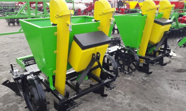 Двухрядная навесная картофелесажалка Bomet Польша - фото № 14