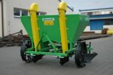 Сажалка клубней 2-х рядная Bomet (Польша), картоплесаджалка, саджалка картоплі - фото № 2