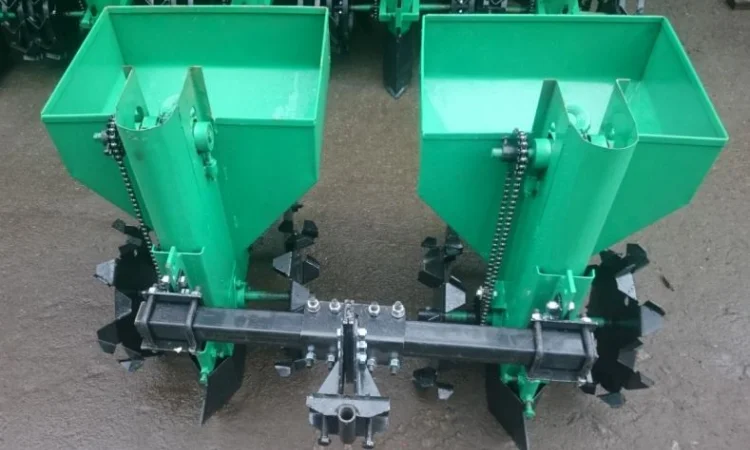 Картоплесаджалка 2-х рядкова, з регулюванням міжрядь, для мини и мото тракторов - фото № 1