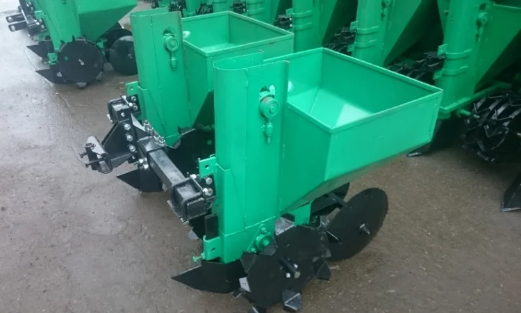 Картоплесаджалка 2-х рядкова, з регулюванням міжрядь, для мини и мото тракторов - фото № 2