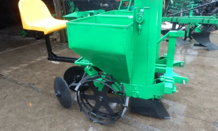 Саджалка картоплі, від 18 к. с., 2-х рядна, купити саджалку, картоплесаджалка навісна - фото № 1