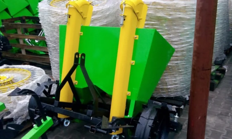 Картофелесажалка Bomet - фото № 1