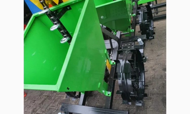 Картофелесажалка Бомет Польша - фото № 19