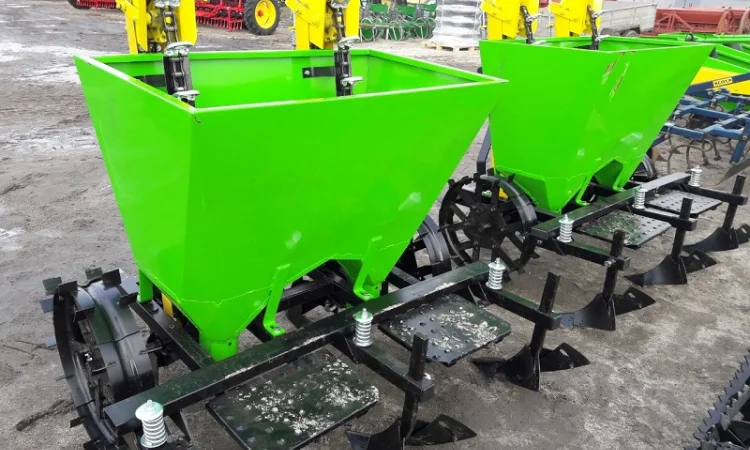 Двухрядная картофелесажалка S-239 фирмы Bomet Польша - фото № 1