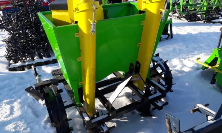 Двухрядная картофелесажалка S-239 фирмы Bomet Польша - фото № 11