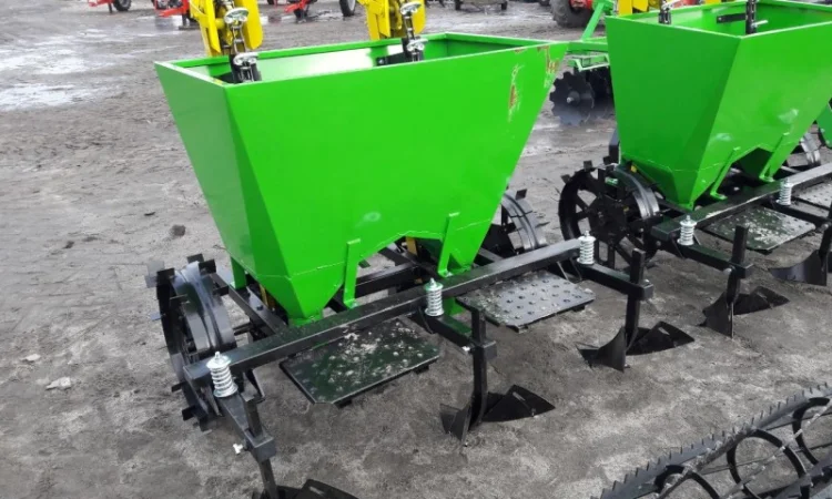 Двухрядная картофелесажалка S-239 фирмы Bomet Польша - фото № 7