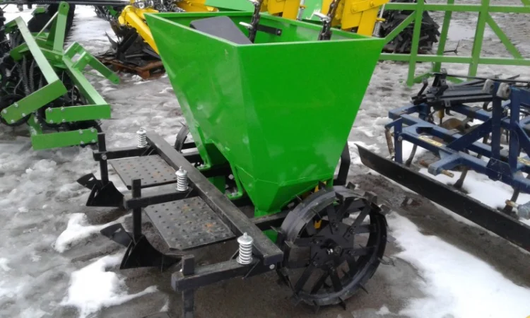 Картофелесажалка BOMET 2-х рядная - фото № 1