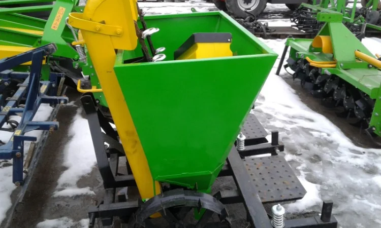 Картофелесажалка BOMET 2-х рядная - фото № 3