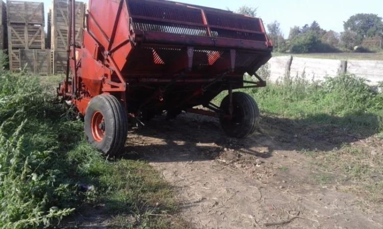 Продам картоплесаджалку КСМ-4 А срочно - фото № 1