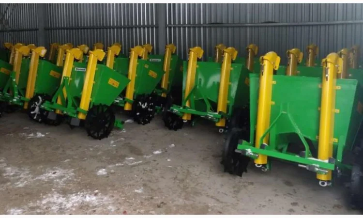 Картофелесажалка 2-рядная польская Bomet S-239/2 - фото № 1