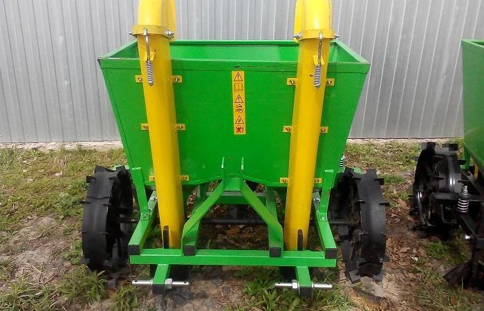 Картофелесажалка 2-рядная польская Bomet S-239/2 - фото № 2