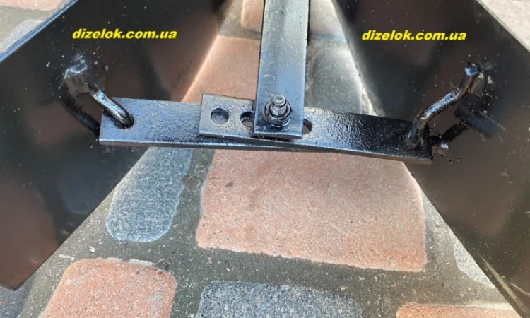 Подвійний (дворядний) стрілоподібний окучник на зчіпці - фото № 6