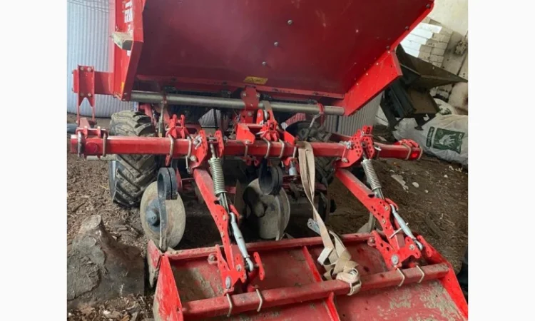 Картоплесаджалка Grimme GL32F - фото № 4