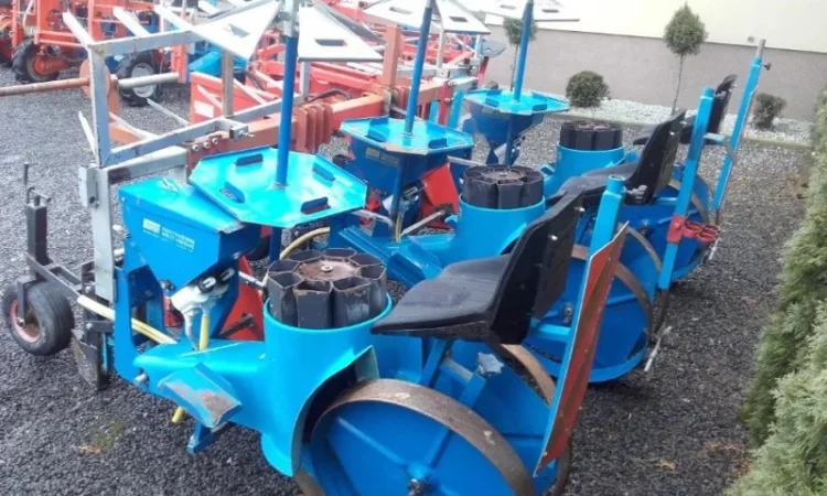 Розсадопосадочна машина Ferrari Fmax 3 рядна - фото № 1