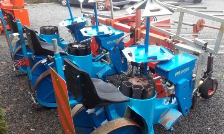 Розсадопосадочна машина Ferrari Fmax 3 рядна - фото № 3