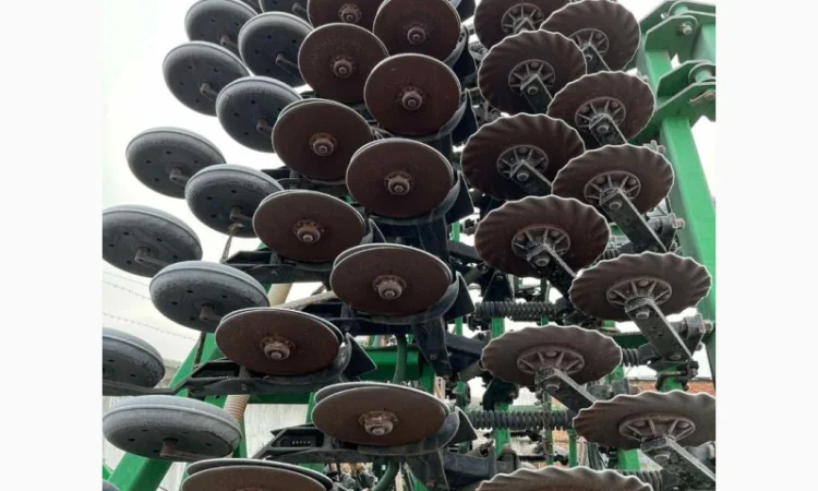 Посівний комплекс Great Plains NTA 3510 з бункером ADC 2220 у продажу - фото № 3