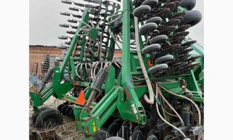 Посівний комплекс Great Plains NTA 3510 з бункером ADC 2220 у продажу - фото № 4