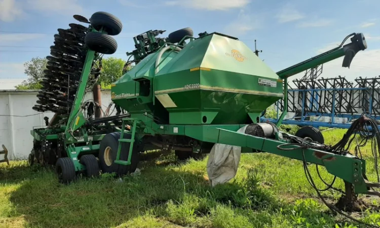 Посівний комплекс Great Plains NTA 3510 з бункером ADC 2220 у продажу - фото № 1