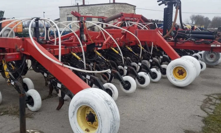 Посівний комплекс BOURGAULT 3310 з бункером 6350 - фото № 3