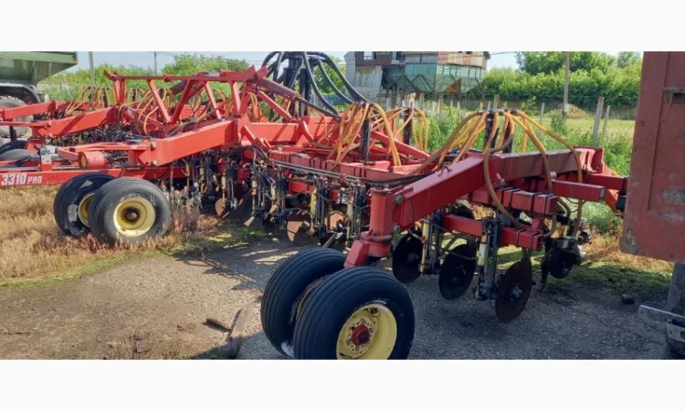 Посевной комплекс BOURGAULT 3310 з бункером 6350 - фото № 2