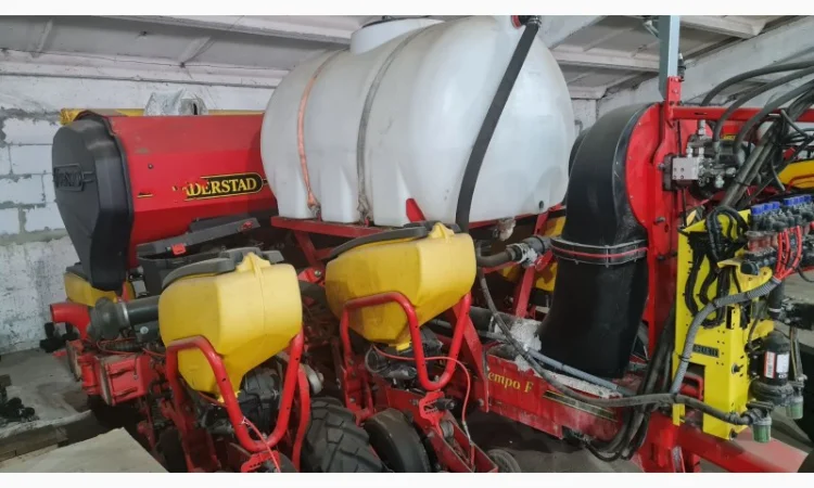 Vaderstad Tempo F 8 - фото № 3