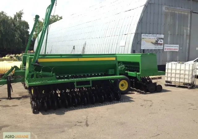 3-х секционная Сеялка зерновая механика джон Дир John Deere 455 9 - фото № 3