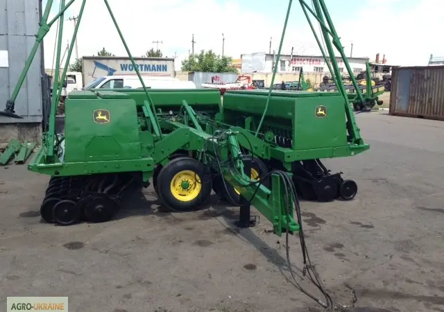 3-х секционная Сеялка зерновая механика джон Дир John Deere 455 9 - фото № 6