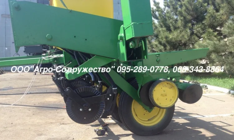 Сеялка пропашная John Deere 7000 16 рядная кап. ремонт - фото № 3