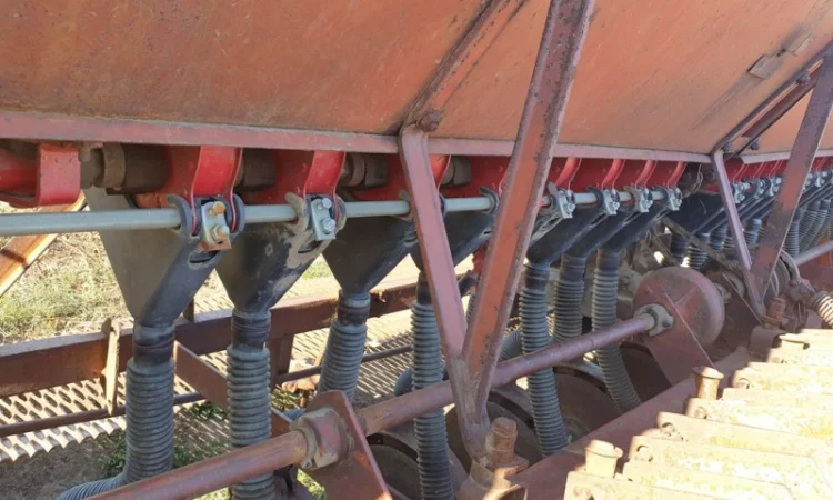 Сеялка зерновая СЗ-3, 6 б/у - фото № 4