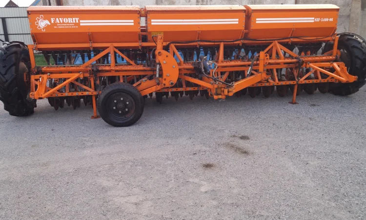 Продам Сеялка зерновая СЗФ-5400-6 V Favorit сзф-5.4 фаворит 2018 год - фото № 3