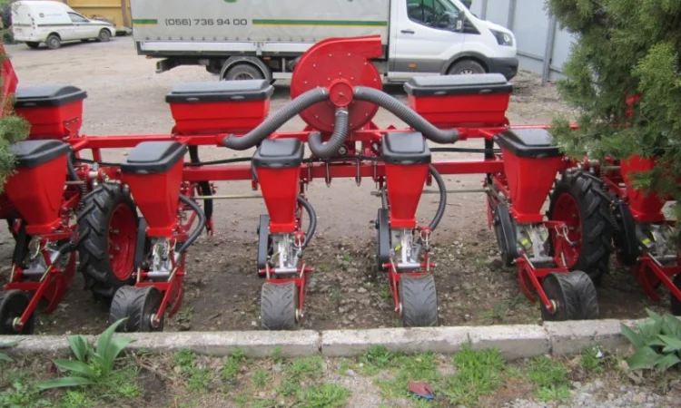 Сівалка точного висіву з міжсекційним розміщенням коліс TM DEMETRA - фото № 7