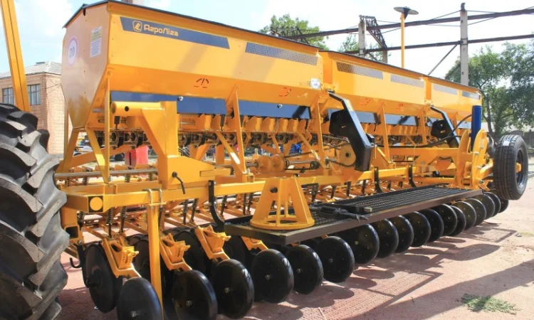 Сеялка зерновая Planter-5.4 (СЗ-5, 4) - фото № 1
