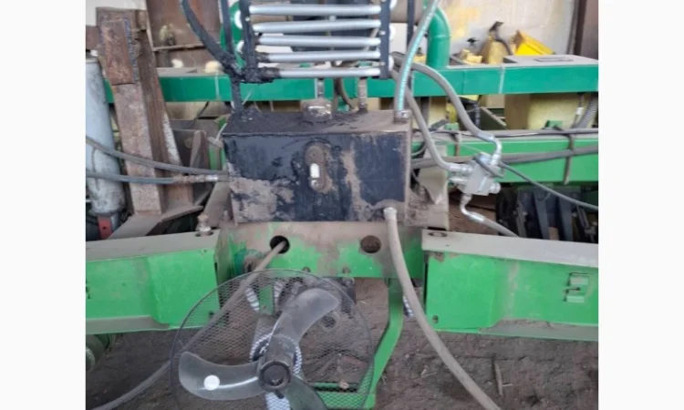 Сівалка просапна John Deere 7200/12 рядна пневма - фото № 4