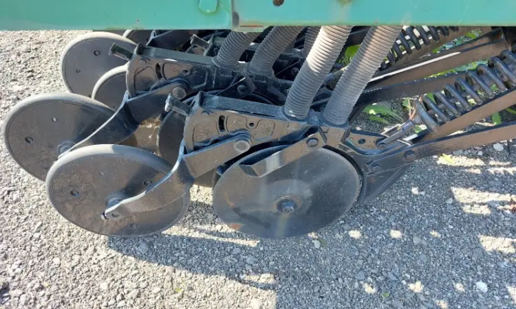 Продам зернову сівалку John Deere 455 модель 10.7 метра - фото № 2