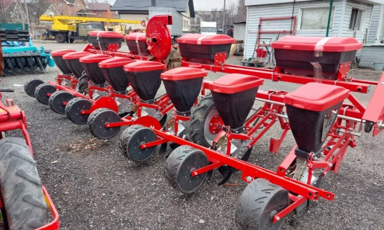 Сівалка просапна УПС-8 - фото № 1