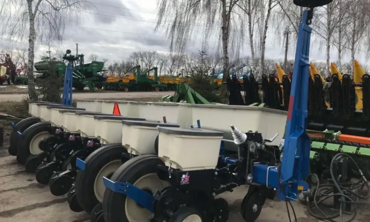 Сівалка пропашна Kinze 3000 - фото № 1